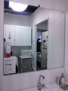 IKEA　洗面台　鏡　ミラー　ショールーム